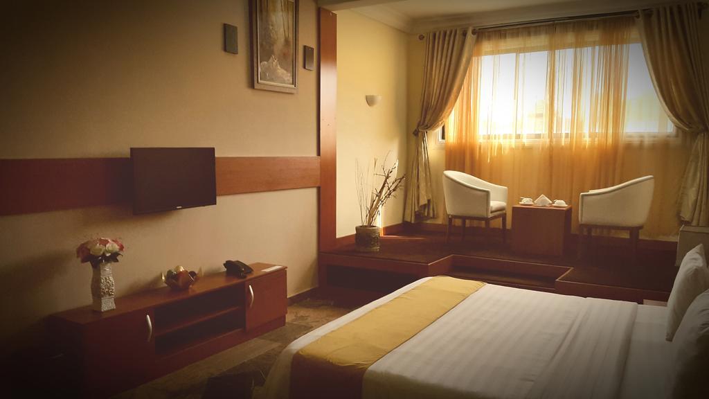 Casalinda Hotel & Gallery Resort Mobushipe Luaran gambar
